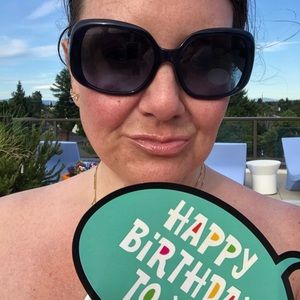 Meet your Posher, Meghan